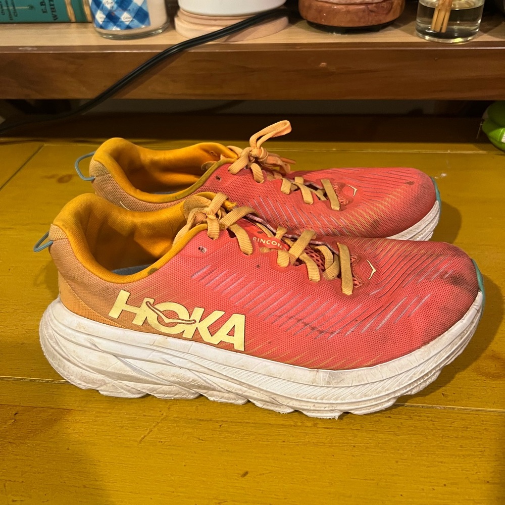 Women’s Hokas size 6.5